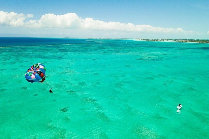 Parasailing Adventure from Providenciales in Turks and Caicos