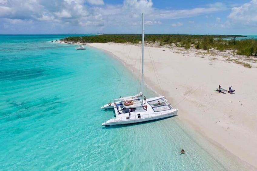 7 Hour Private Catamaran Sail, Snorkel and Beach BBQ Grace Bay, Providenciales