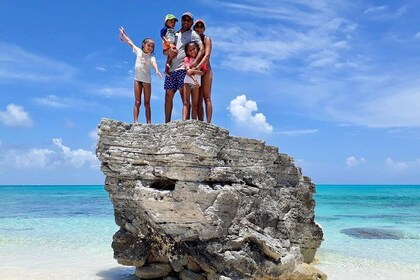 7 Hour Private Catamaran Sail, Snorkel and Beach BBQ Grace Bay, Providencia...