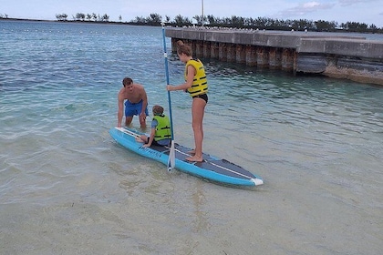 Junkanoo海灘的Bahama Kayak全日水上運動套餐