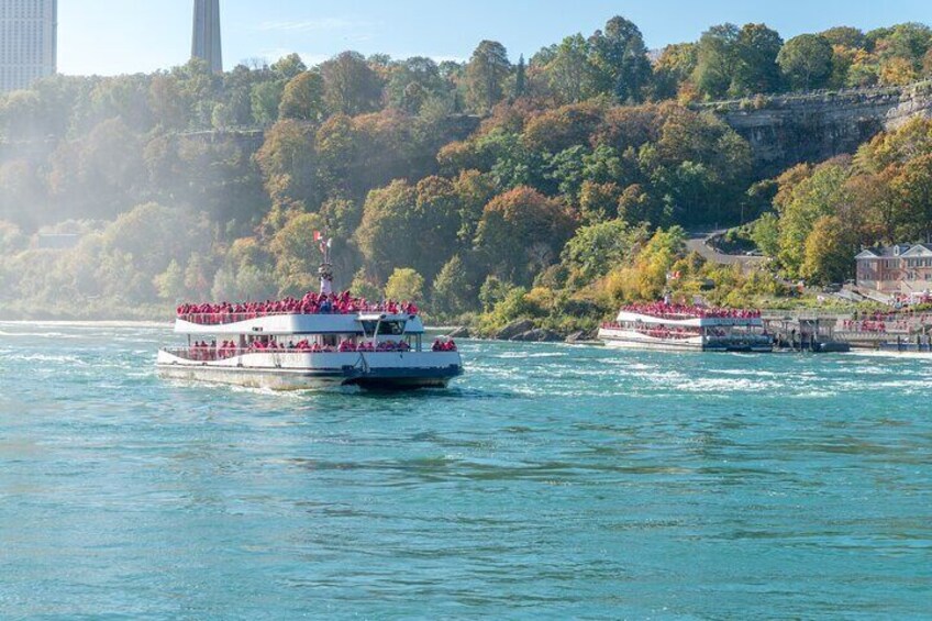 Hornblower, Boat Cruise operated by Niagara City Cruises.