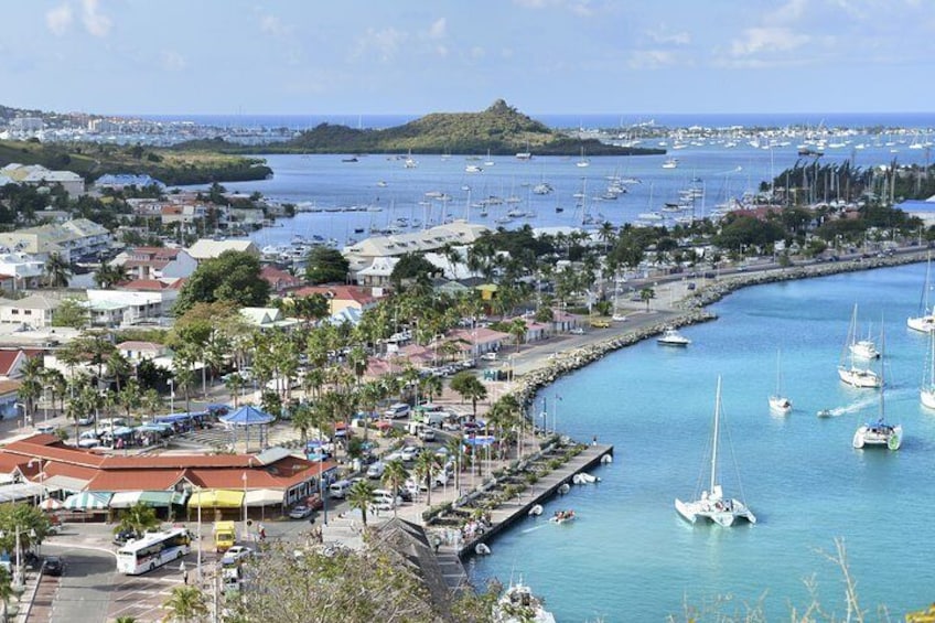 Panoramic view of Marigot Bay from Fort Louis