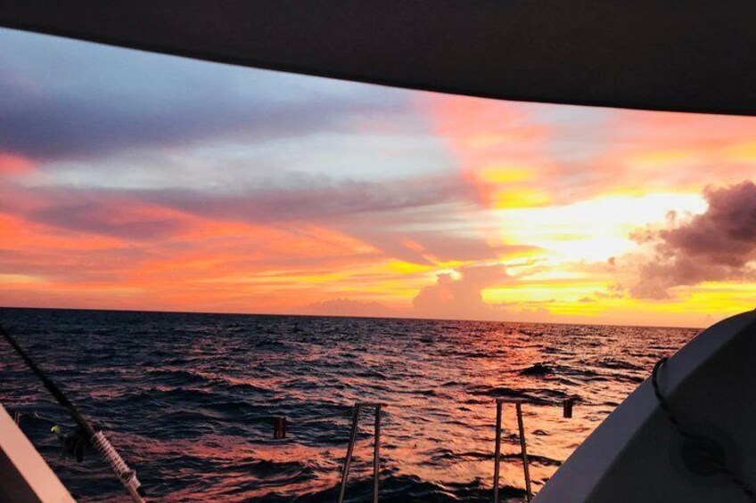 Champagne Sunset Cruise in St Maarten