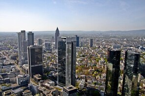 Walking tour of Frankfurt