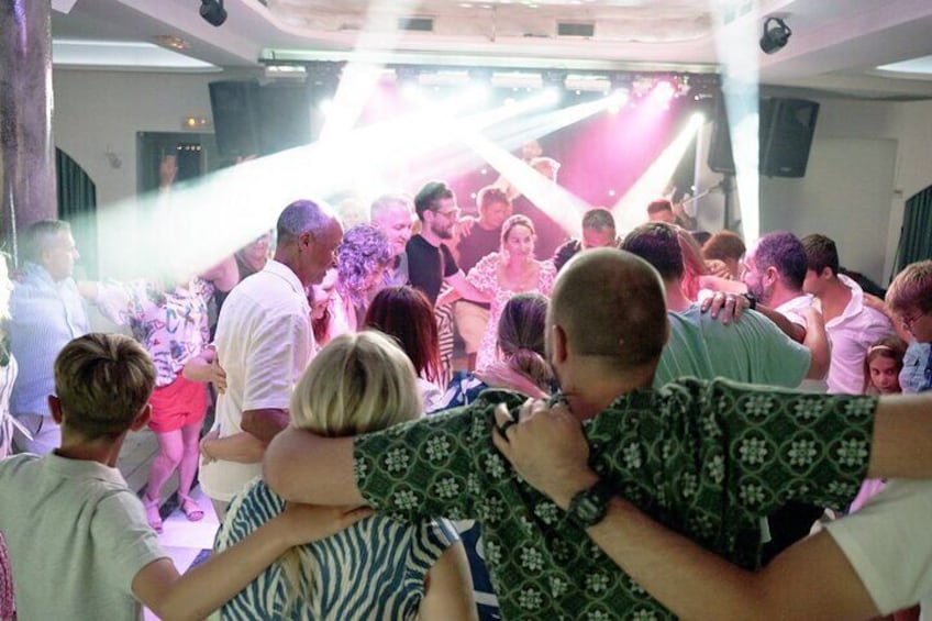 Traditional Greek Night live Music & Dinner Show in Santorini