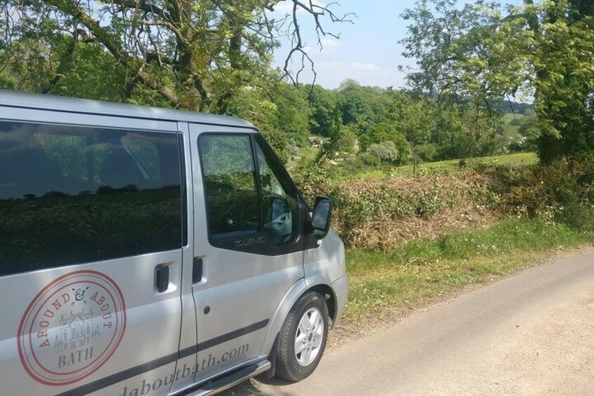 Drive through stunning Cotswolds countryside in a luxurious 8-seater vehicle.
