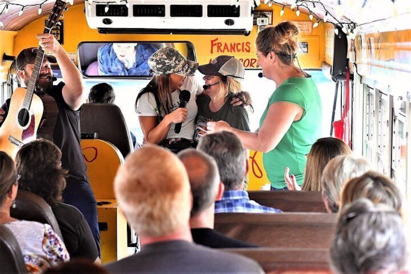 Nashville Rollin' Jamboree Comedy Country Sing-Along City Bus Tour