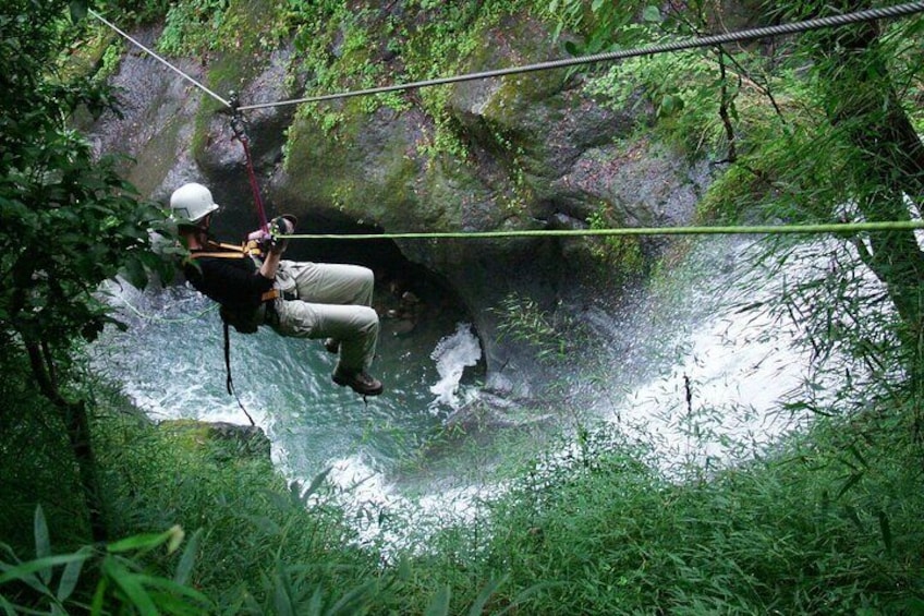 Amazing Mega Zipline (25 lines) over 11 Waterfalls