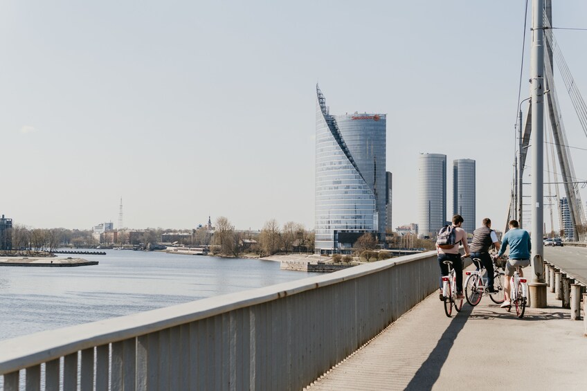 Riga City Bike Tour