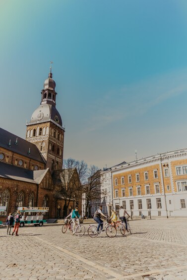 Riga City Bike Tour