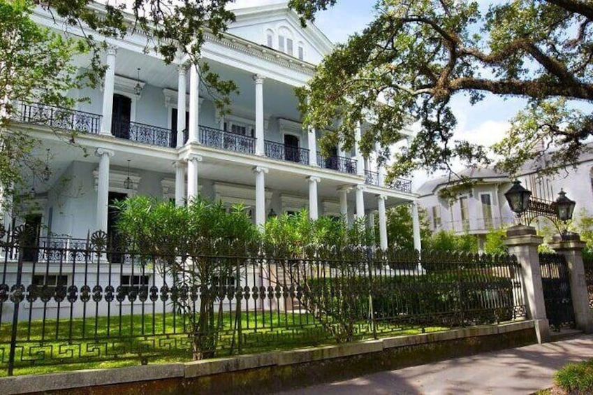 Garden District: American Horror Story House