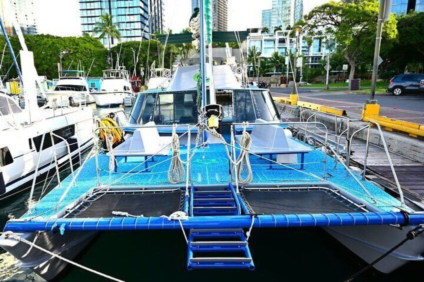 Oahu Sunset Tour on a 40 Foot Catamaran: Food and BYOB