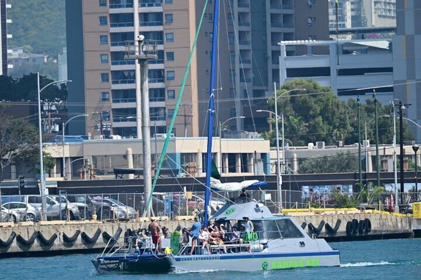 Oahu Sunset Tour on a 40 Foot Catamaran: Food and BYOB