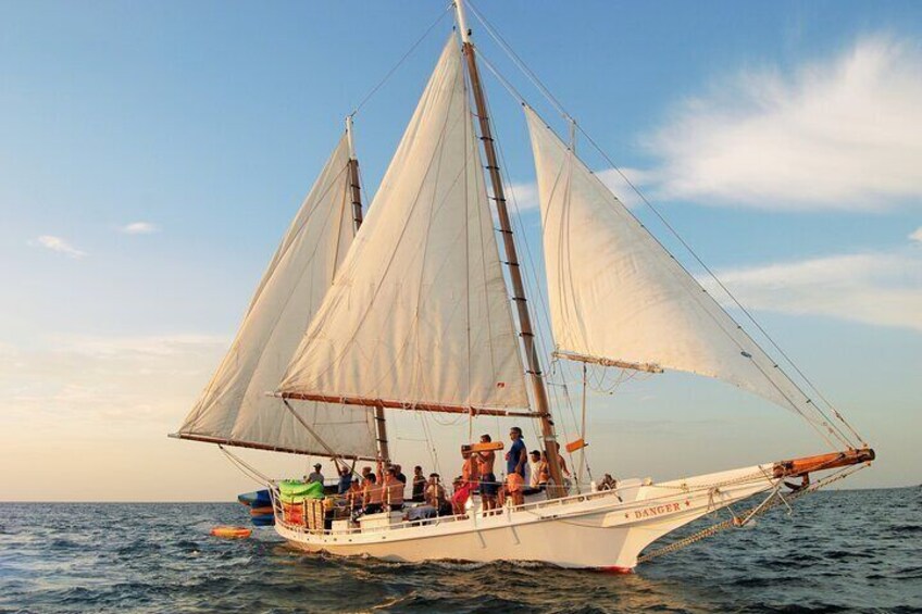 Key West Small-Group Sunset Sail with Wine