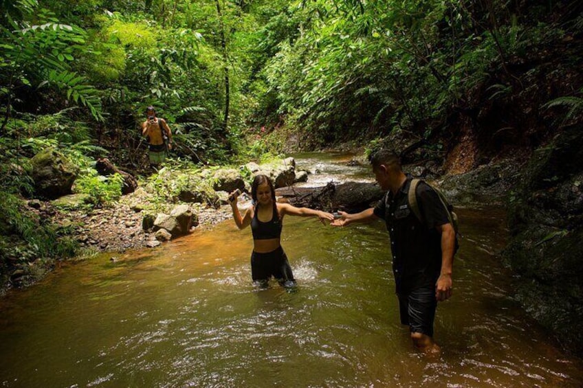 10 Hidden Waterfalls With Local Cuisine