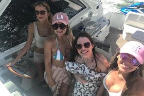 4 hour Personalized Yacht Charters in Haulover Sandbar, Miami Beach and Mia...