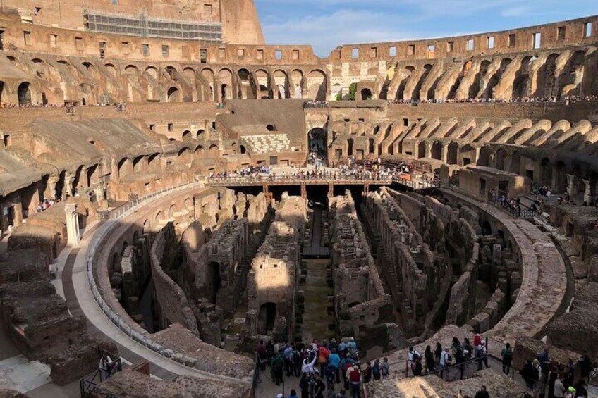 Colosseum tour with Archaeologist - skip the line