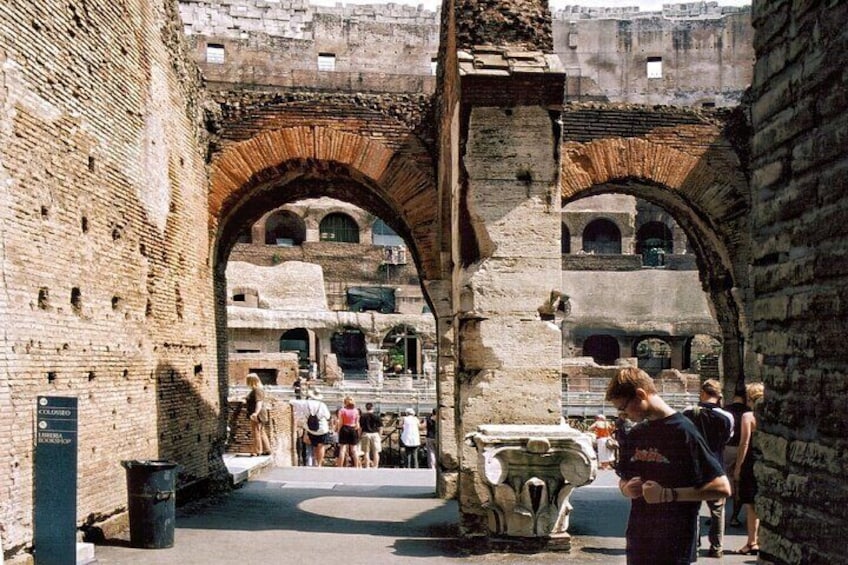 Colosseum tour with Archaeologist - skip the line