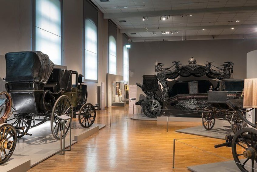 Skip the Line:Imperial Carriage Museum by Schönbrunn Kaiserliche Wagenburg Wien