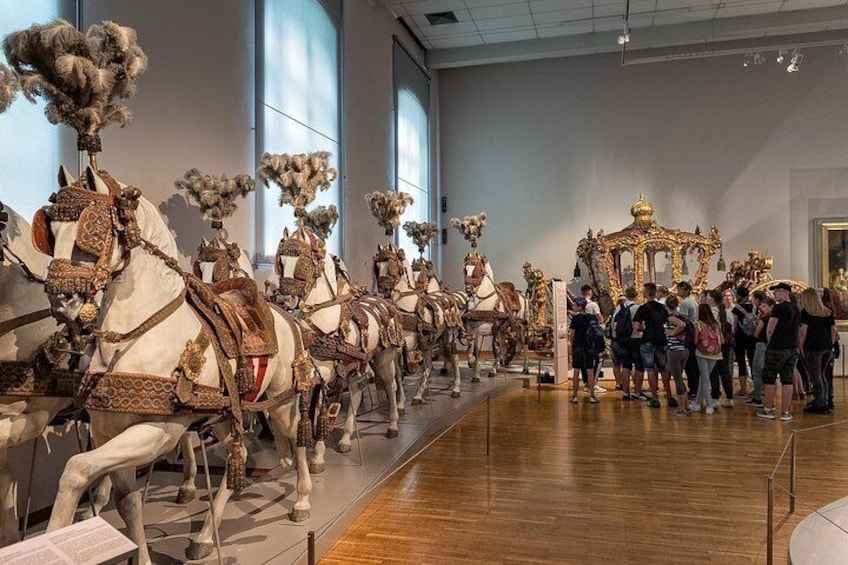 Skip the Line:Imperial Carriage Museum by Schönbrunn Kaiserliche Wagenburg Wien