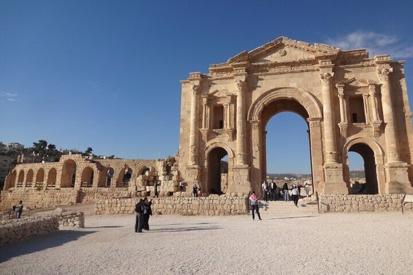 Half Day Tour to Jerash from Amman