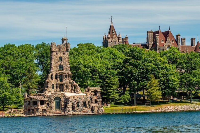 Boldt Castle and 1000 Islands Tour