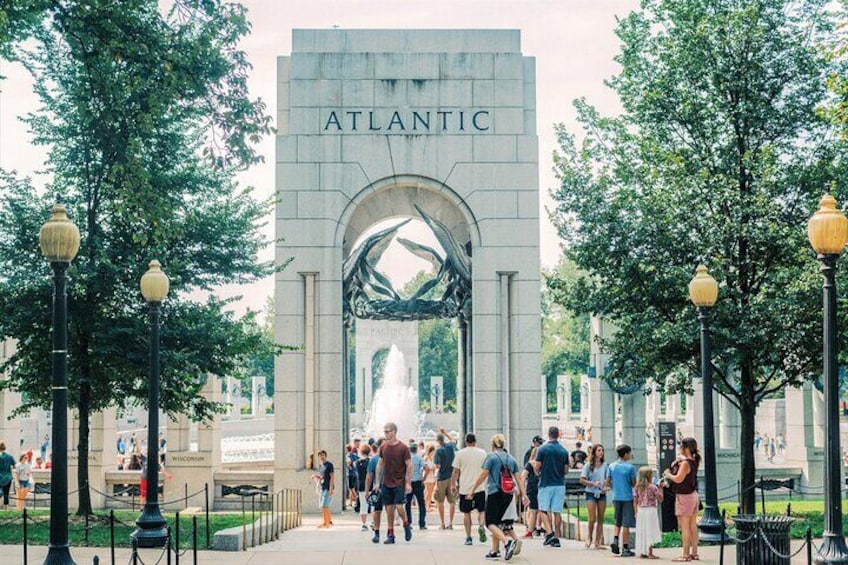 DC in a Day: 10+ Monument Stops, Seasonal Potomac River Cruise & Hotel Pick-Up