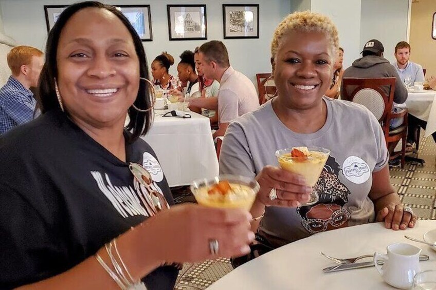 Small-Group Walking Tour in Greenville with Breakfast