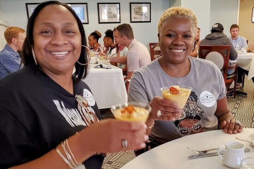 Small-Group Walking Tour in Greenville with Breakfast