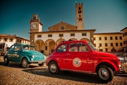 Kør selv Vintage Fiat 500 Tour: Gourmetfrokost og vinsmagning