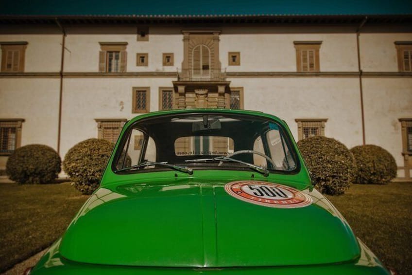 Self-Drive Vintage Fiat 500 Tour from Florence: Tuscan Villa and Gourmet Lunch