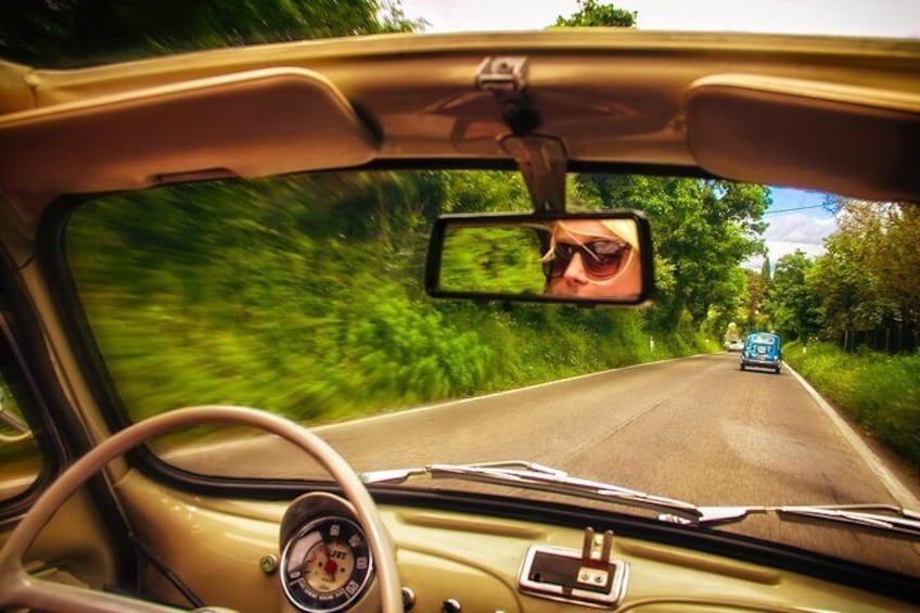 Self-Drive Vintage Fiat 500 Tour from Florence: Tuscan Villa and Gourmet Lunch