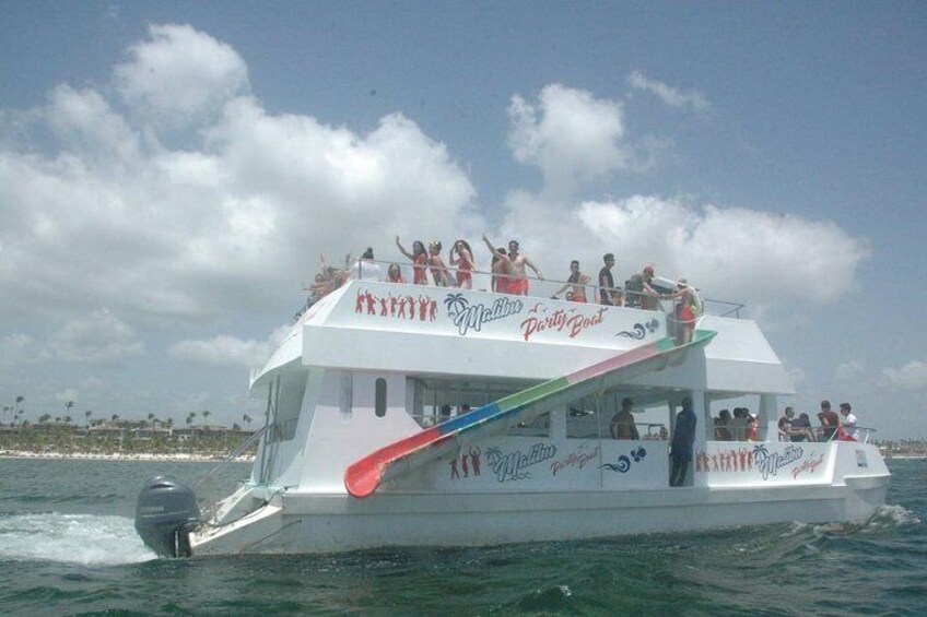 Malibu Party Boat with DJ