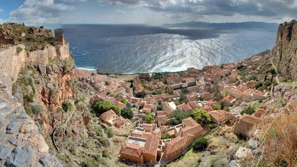 2 Day Private Tour of Sparta, Mystras & Monemvasia - Overnight