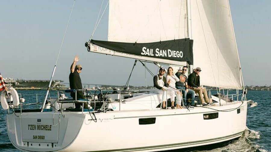 Small-Group San Diego Afternoon Sailing Excursion