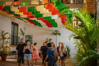 Food & Mixology Tour:Tequila,Tacos, Mezcal and Agave Cocktails