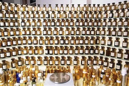 Visit Provence and the capital of the world perfumery Grasse