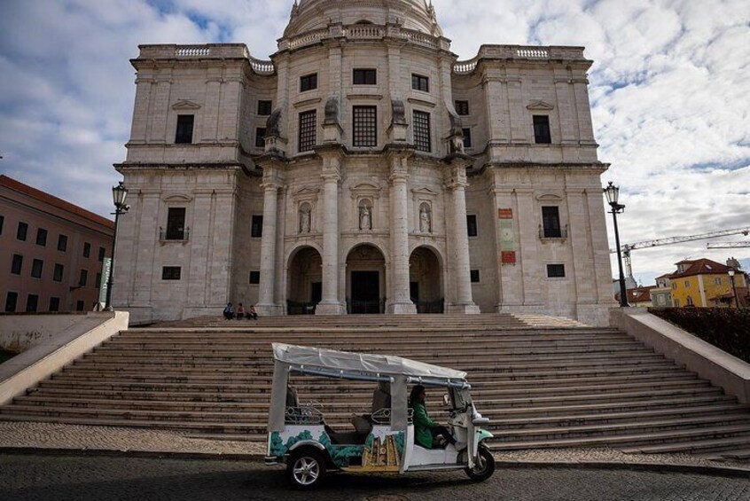 Lisbon: 5-Hour All Inclusive Tour on a Exclusive Tuk Tour