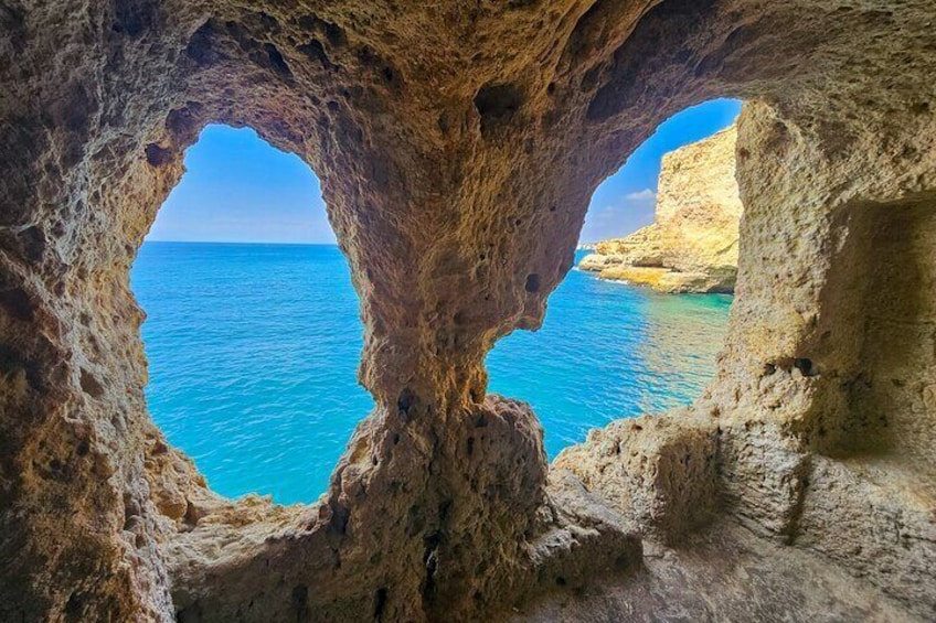 From Faro: Visit Benagil Cave, Marinha Beach, Algar Seco & More