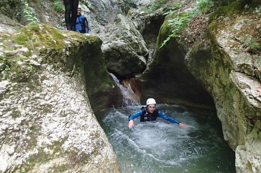 Fun canyoning Bled pool