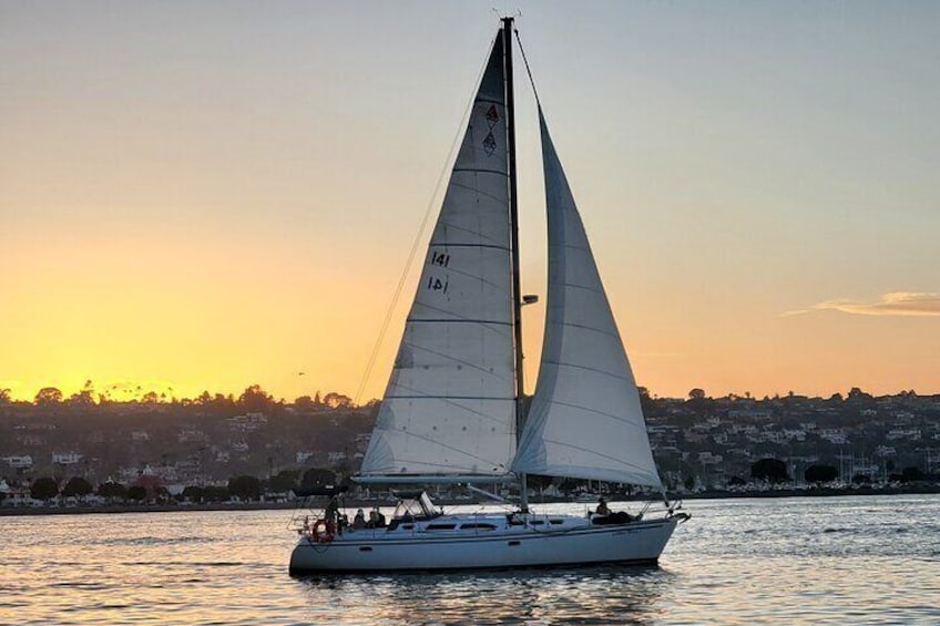 Luxury Sunset Sail Experience on San Diego Bay - Small Group