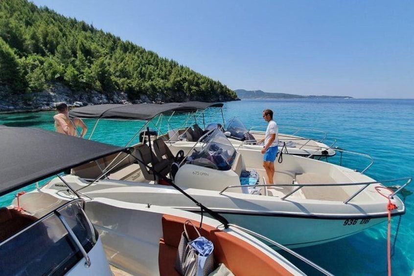 Half-Day Elafiti Islands Private Speed Boat Tour by Quicksilver 675