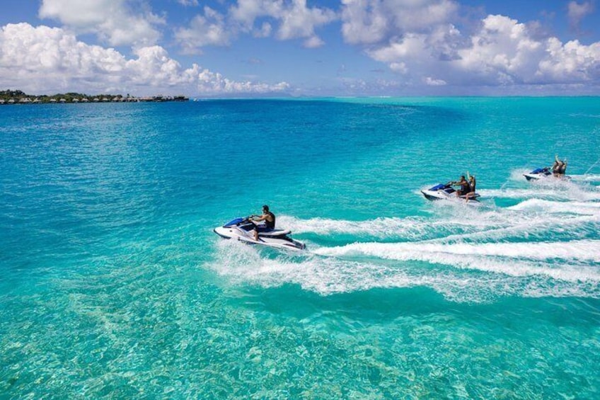 Cruising on the crystal water of Bora Bora with our guide. 