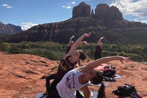 Sedona Outdoor Yoga & Hiking