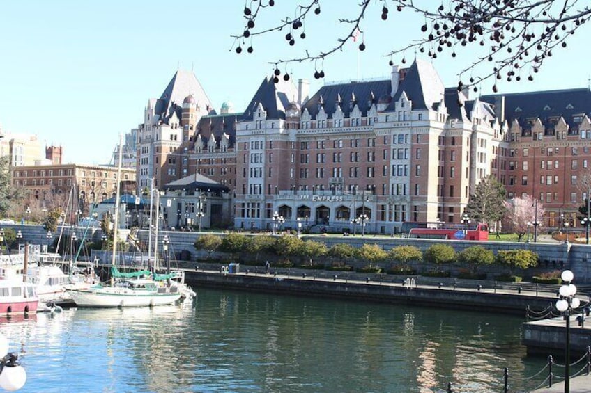 Coach Transfer from Downtown Victoria to Downtown Vancouver Hotels