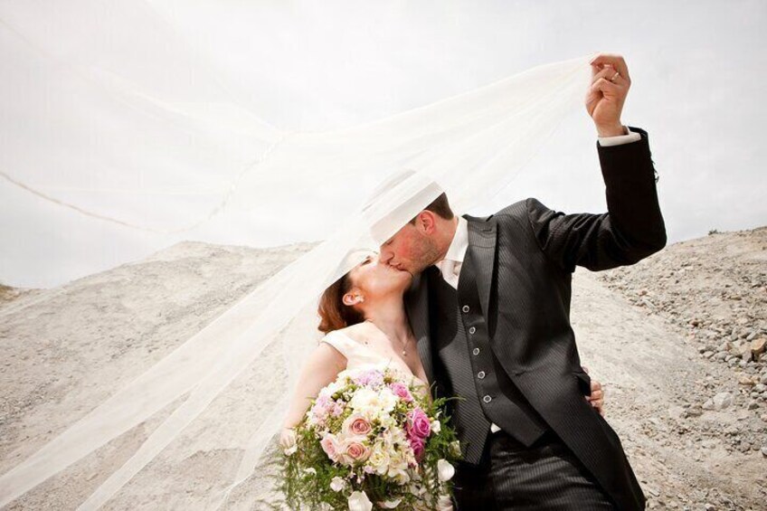 Weddings at a fraction of the cost.. save money on your Las Vegas wedding!