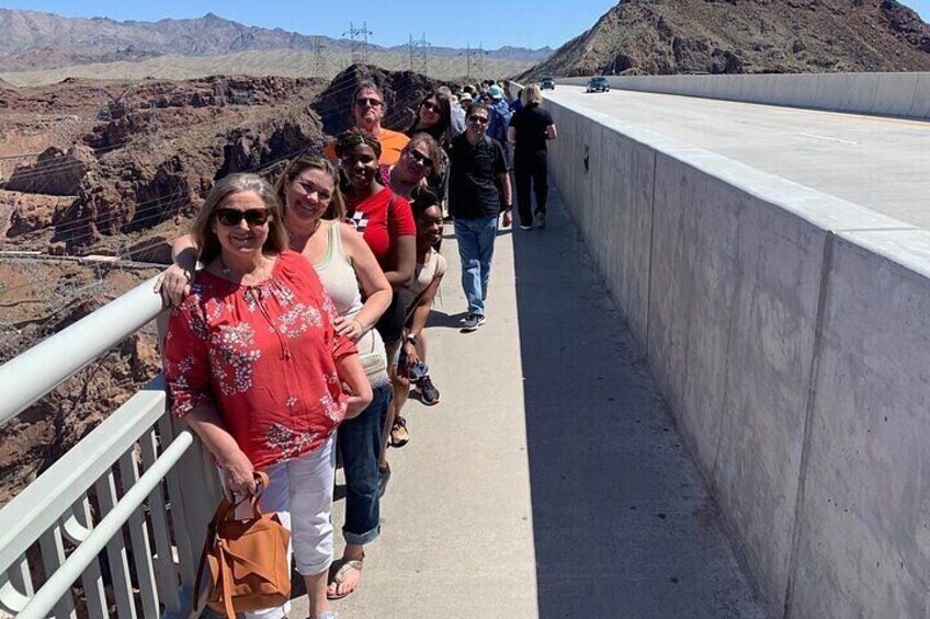 3 Hour Hoover Dam Mini Tour / Seven Magic Mountains Small Group Combo Tour