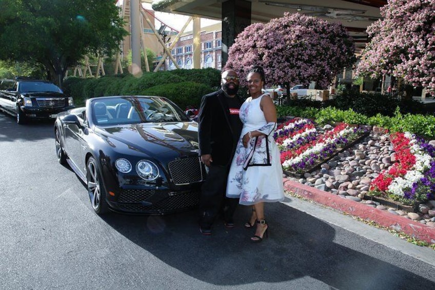 Las Vegas Sign Wedding and Rolls Royce Photo Tour Combo