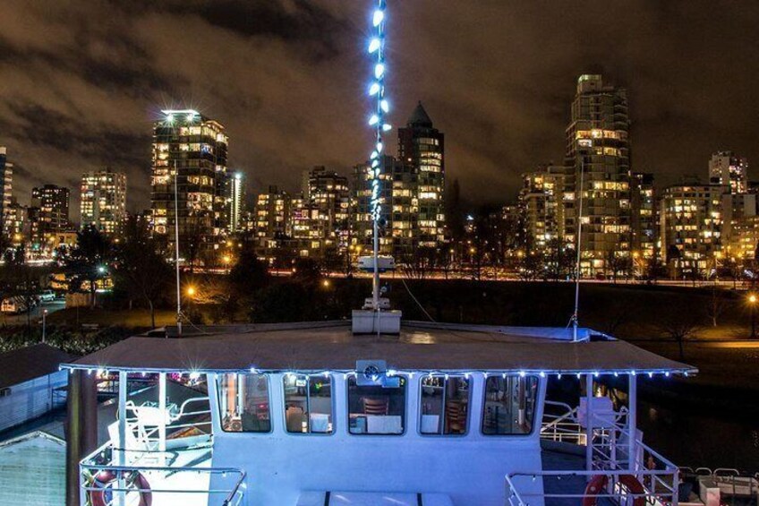 Vancouver Holiday Dinner and Carols Cruise