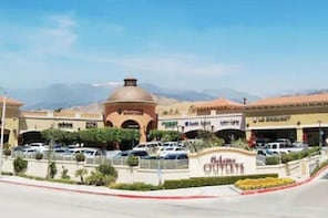 Shop and Play Cabazon Outlets